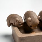 ZiSha-Tea-Pet-Purple-Clay-Tea-Pet-Little-Pigs-Drink-Water-Chinese-Crude-Pottery-Kung-Fu_23434635-707b-44bd-9b0b-7a7c697b53ed