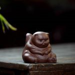 Yixing-Boutique-Purple-Clay-Tea-Pet-Lucky-Cat-Figurine-Desktop-Ornaments-Handmade-Sculpture-Crafts-Home-Tea_a13e4f72-a504-4fe1-b0bd-0cf9d9dd4388